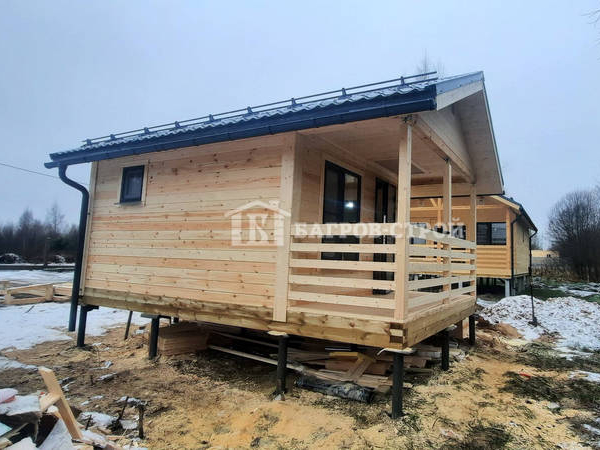 Баня брусовая 4х4.5 м. с террасой 1.5х4.0м, Тверская обл., Кимрский р-н.